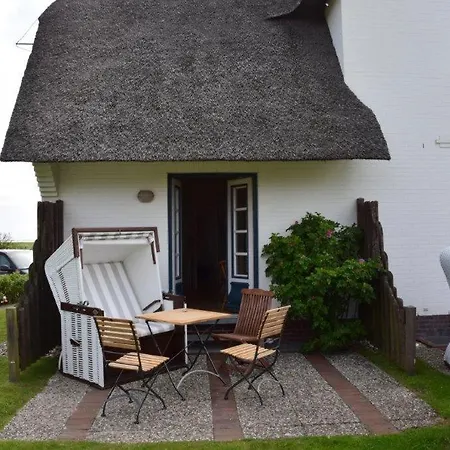 Raantem Hues, Ra 08 Daire *