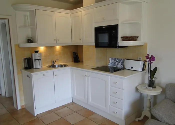 Raantem Hues, Ra 08 Апартаменты